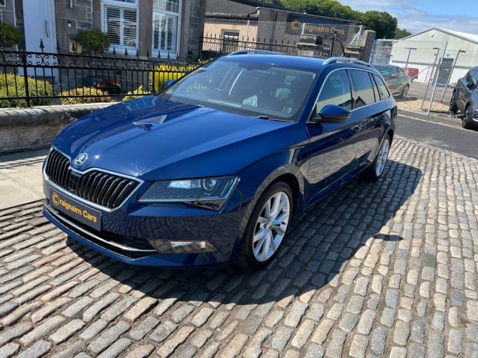 2025 Skoda Superb
