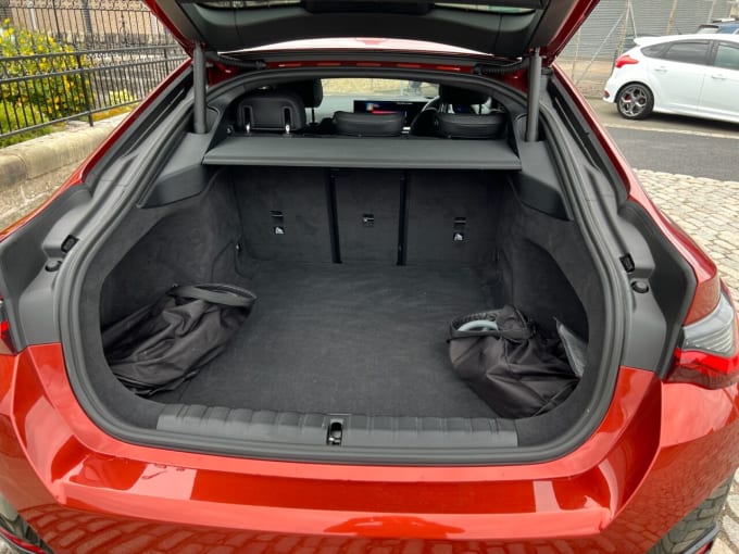 2025 BMW I4