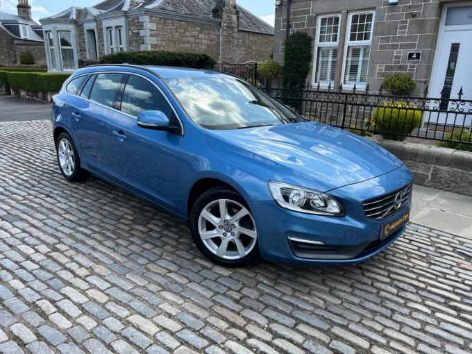 2025 Volvo V60