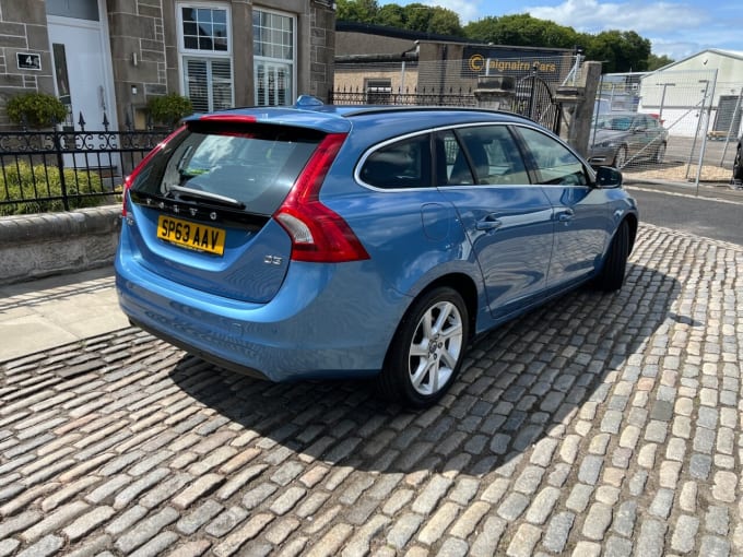 2025 Volvo V60
