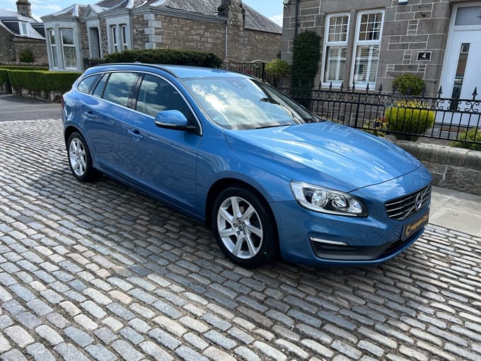 2025 Volvo V60