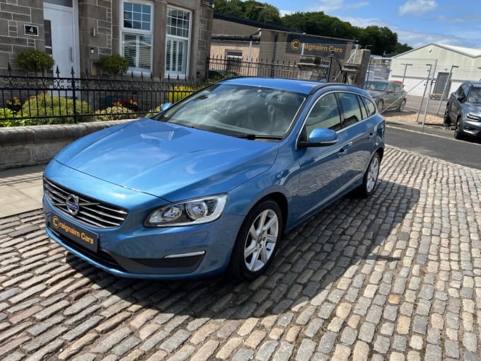 2025 Volvo V60