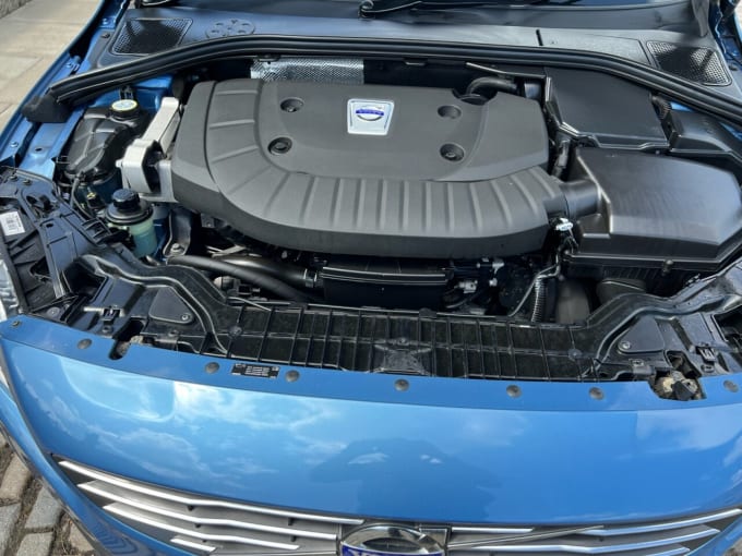 2025 Volvo V60
