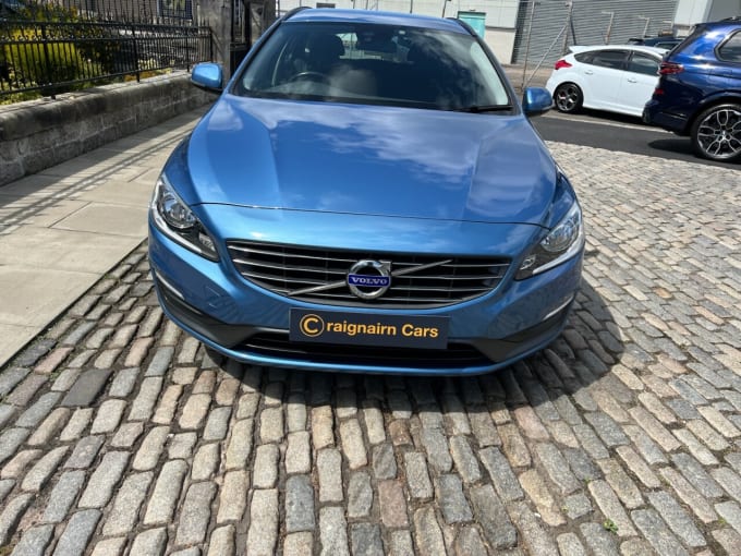 2025 Volvo V60
