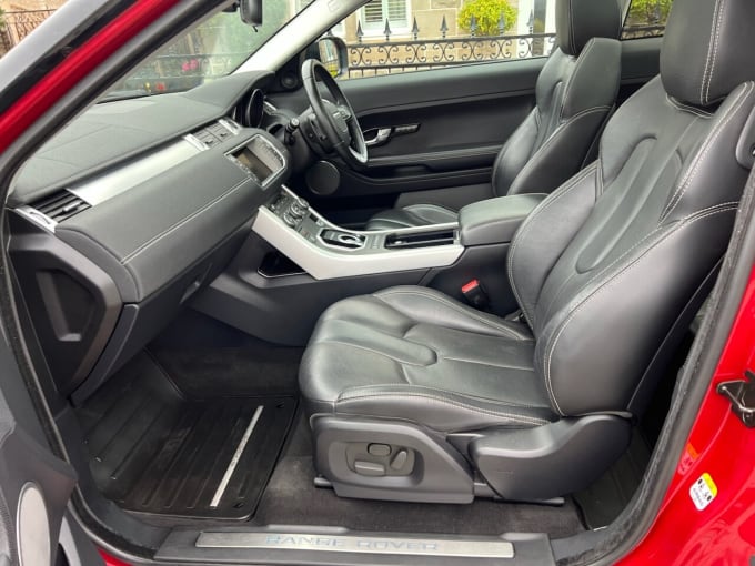 2025 Land Rover Range Rover Evoque