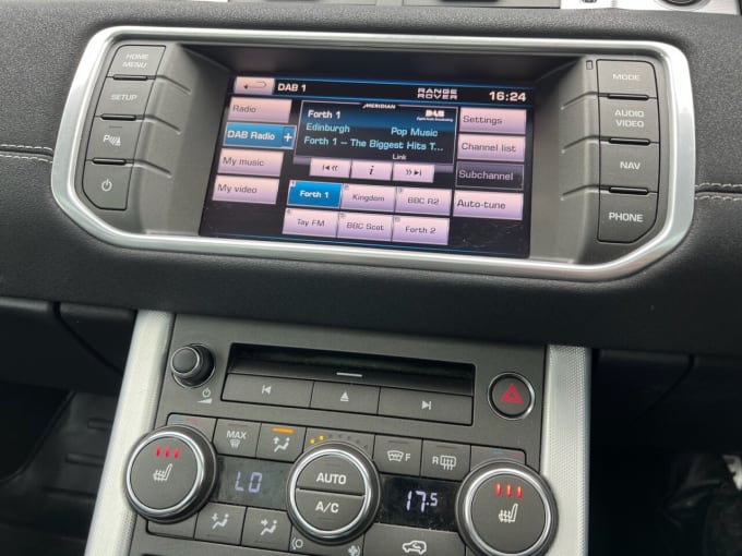 2025 Land Rover Range Rover Evoque