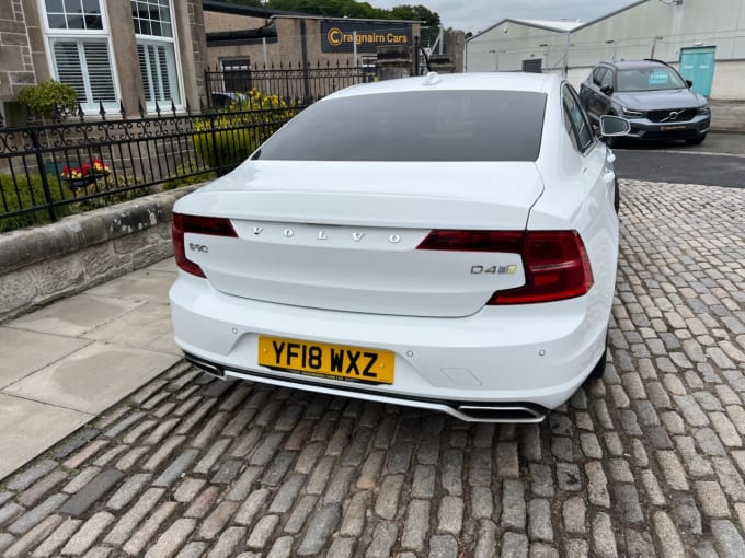 2025 Volvo S90