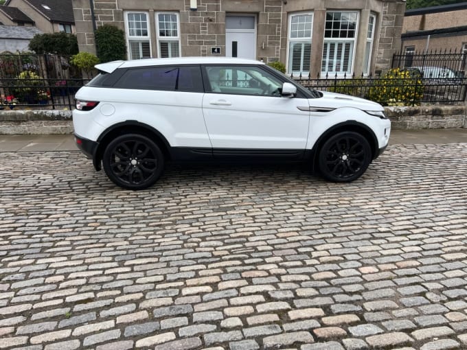 2025 Land Rover Range Rover Evoque