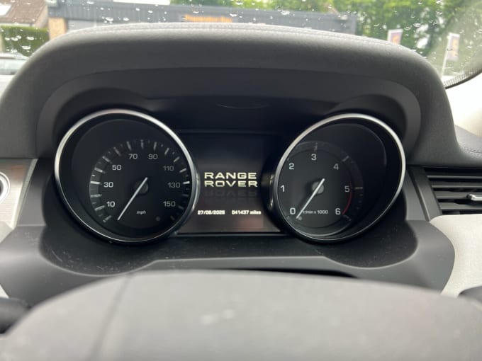 2025 Land Rover Range Rover Evoque
