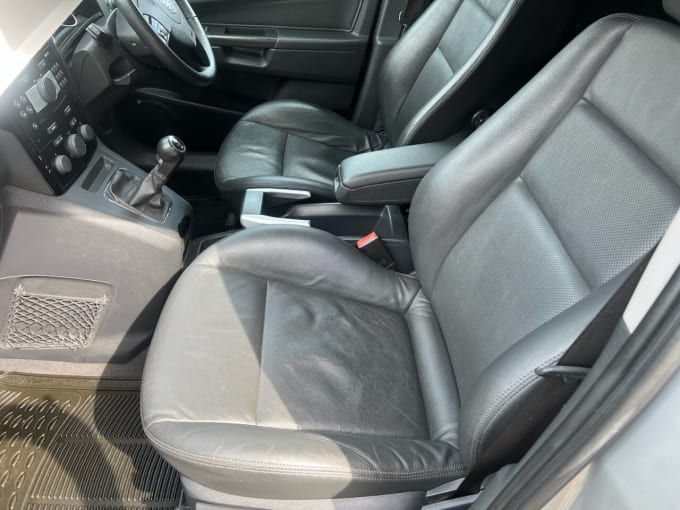 2025 Vauxhall Zafira