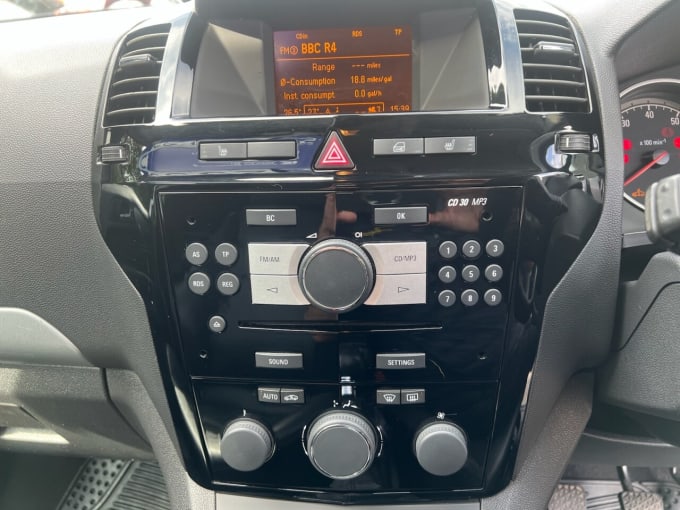 2025 Vauxhall Zafira