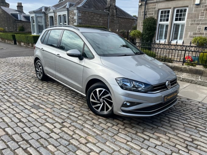 2025 Volkswagen Golf Sv