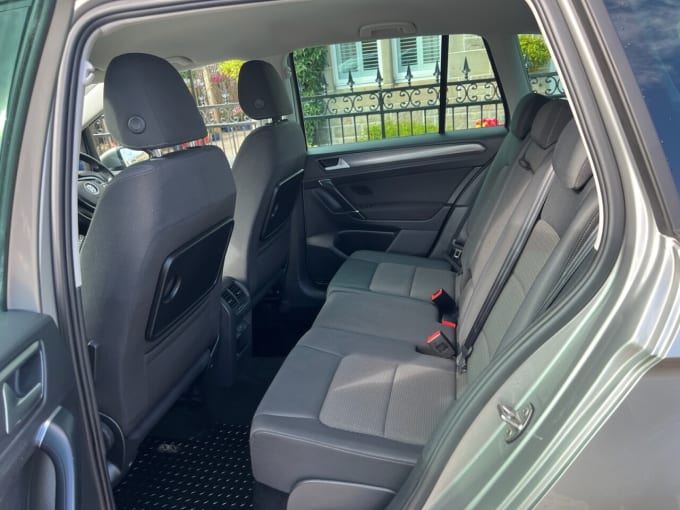 2025 Volkswagen Golf Sv