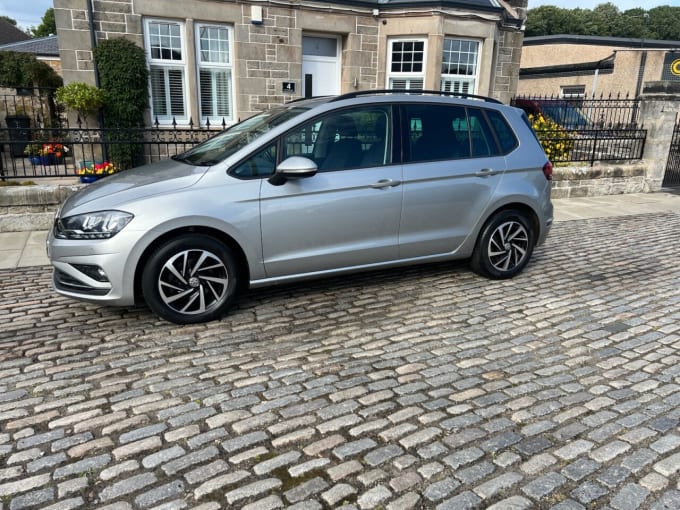 2025 Volkswagen Golf Sv