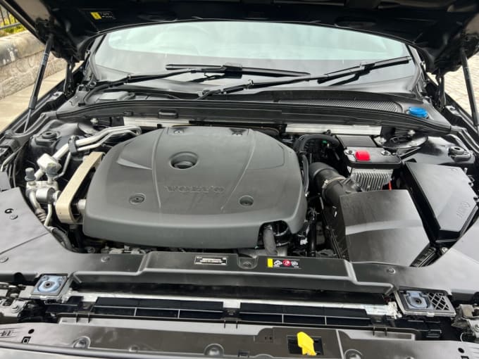 2025 Volvo S60
