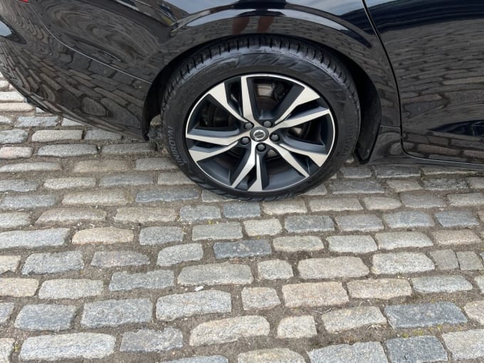 2025 Volvo S60