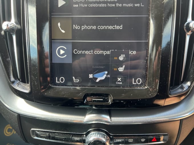 2025 Volvo Xc60
