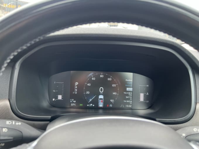 2025 Volvo V90 Cross Country