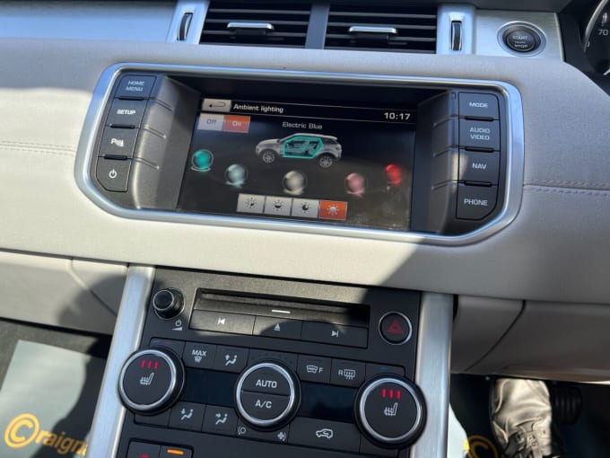2025 Land Rover Range Rover Evoque