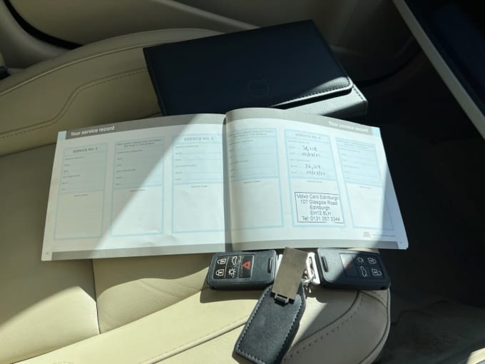 2025 Volvo V70