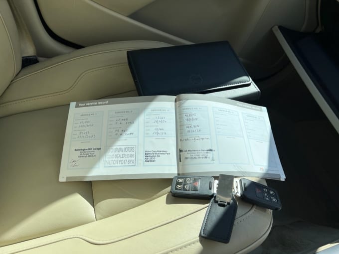 2025 Volvo V70