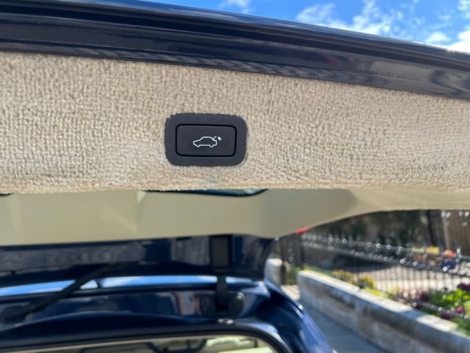 2025 Volvo V70