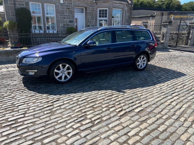 2025 Volvo V70