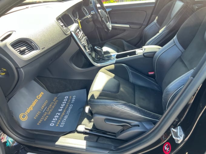 2025 Volvo V60