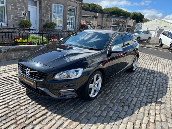 2025 Volvo V60