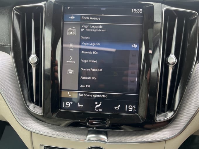 2025 Volvo Xc60