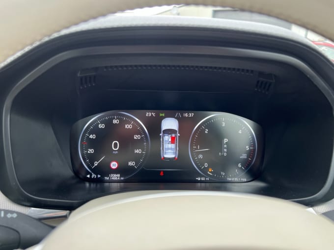 2025 Volvo Xc60