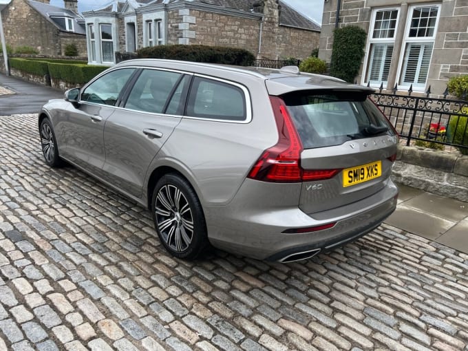 2025 Volvo V60