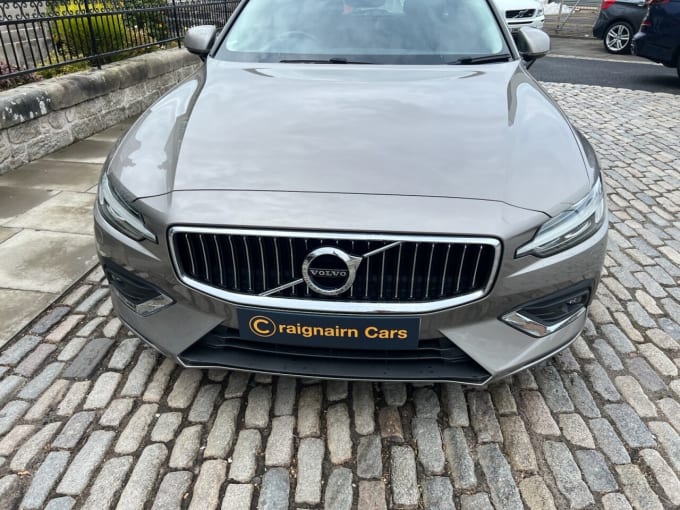 2025 Volvo V60