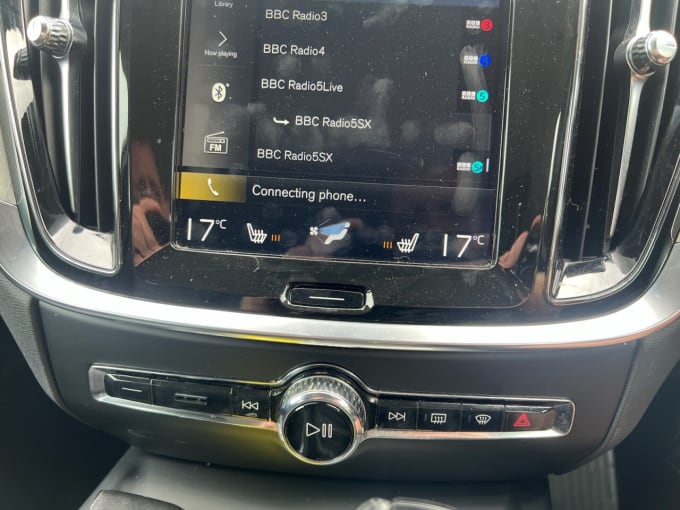 2025 Volvo V60