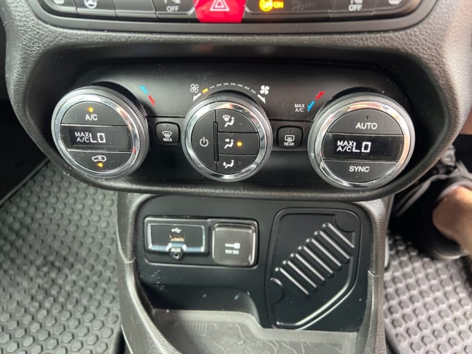 2025 Jeep Renegade