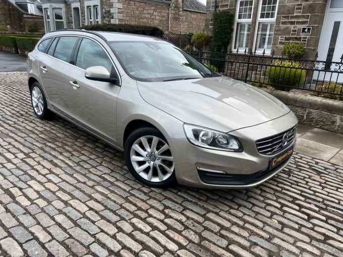 2025 Volvo V60