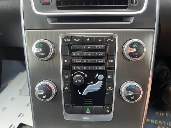 2025 Volvo V60