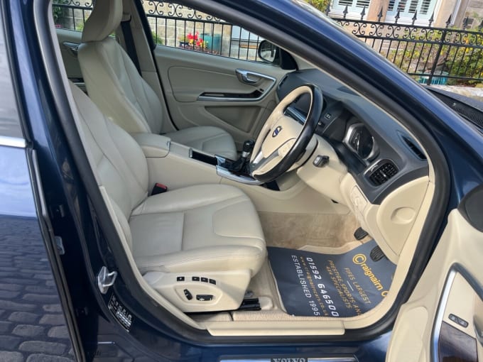 2015 Volvo V60