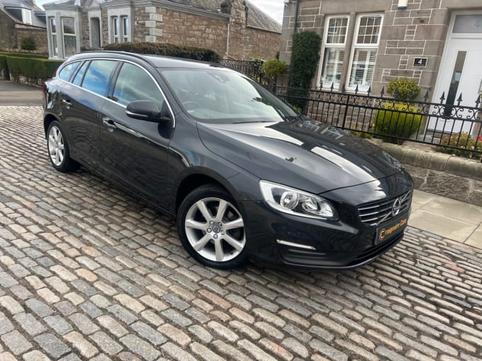 2025 Volvo V60