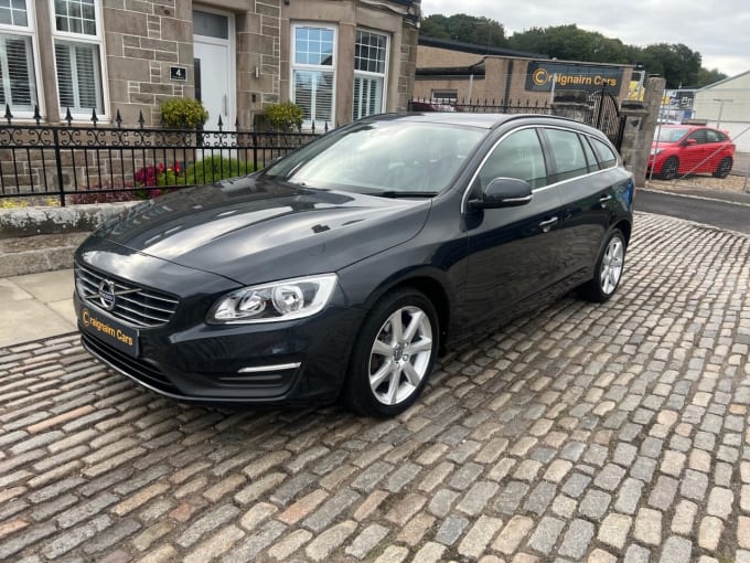 2025 Volvo V60
