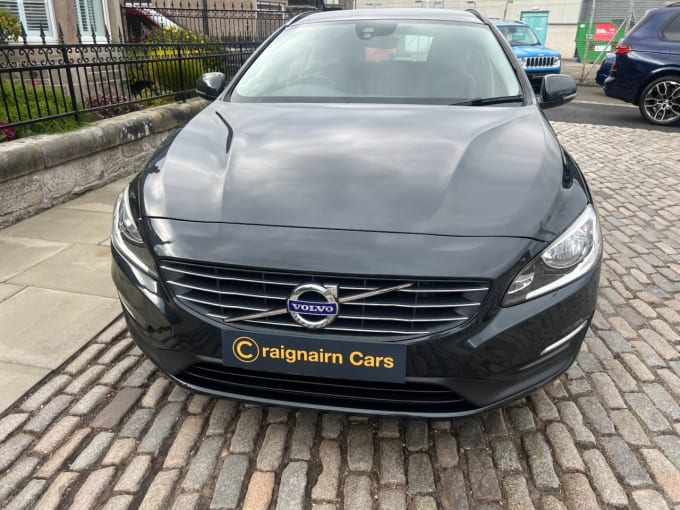 2025 Volvo V60