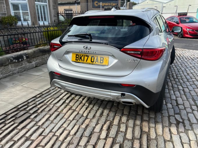 2017 Infiniti Qx30