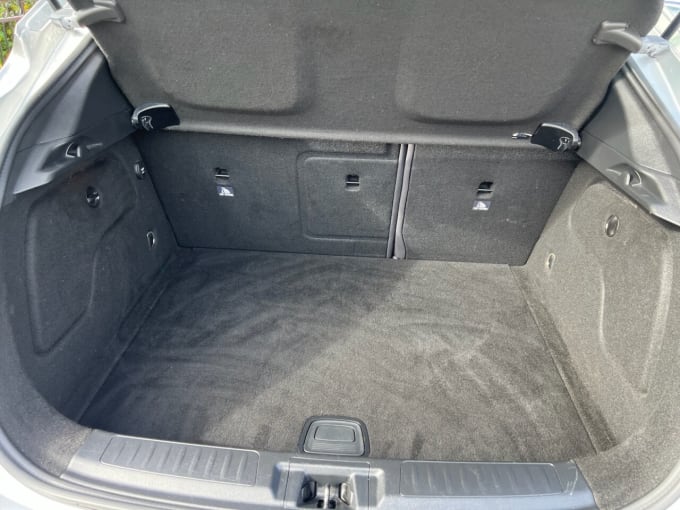 2017 Infiniti Qx30