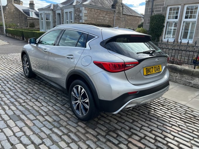 2017 Infiniti Qx30