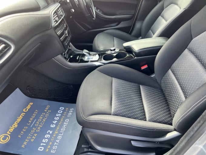 2017 Infiniti Qx30