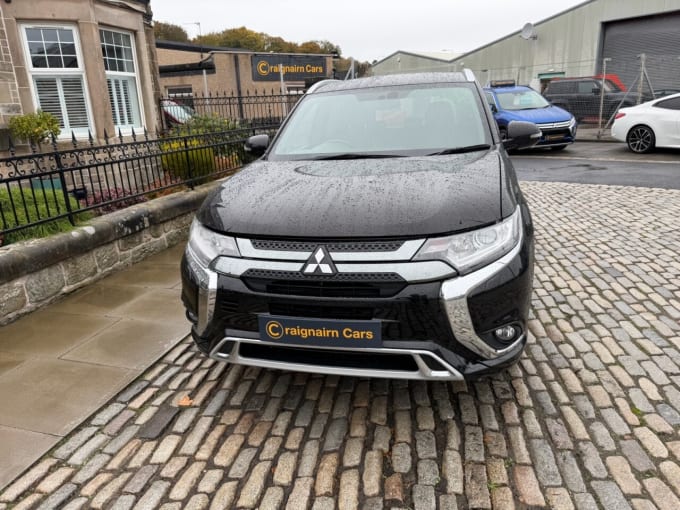 2025 Mitsubishi Outlander
