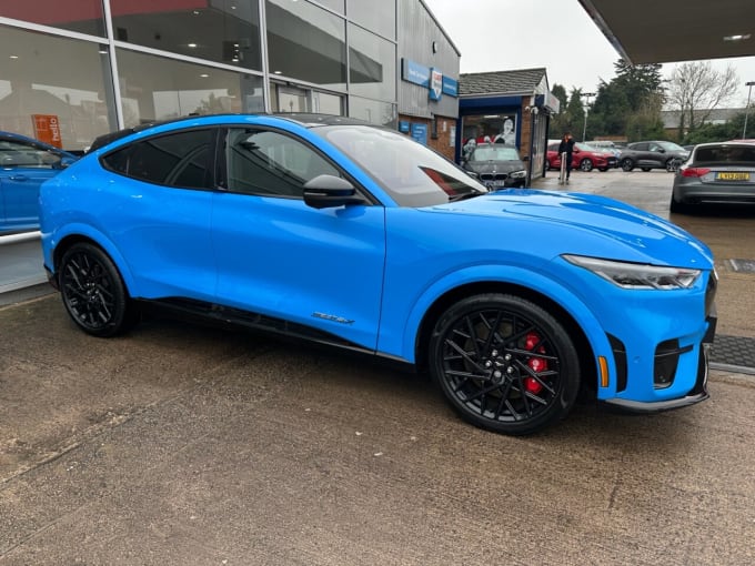 2025 Ford Mustang Mach-e