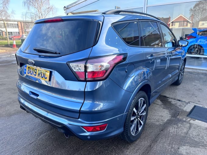 2025 Ford Kuga