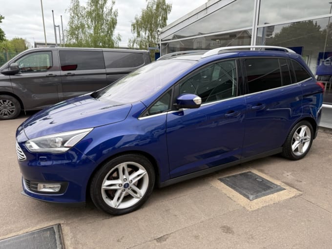 2025 Ford Grand C-max