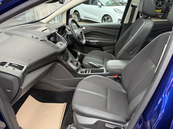 2025 Ford Grand C-max